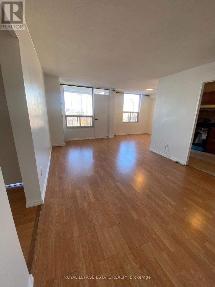 1503 - 20 Edgecliff Golfway, Toronto, ON - Indoor Photo Showing Other Room