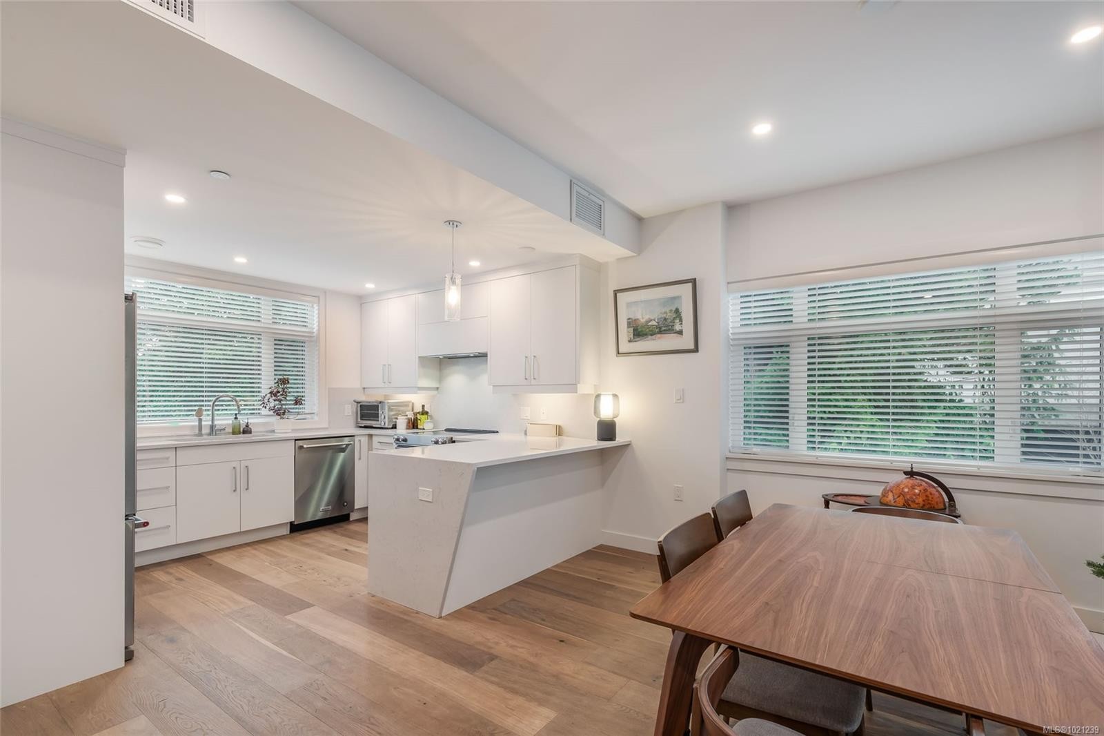 8-180 First Ave West, Qualicum Beach, BC