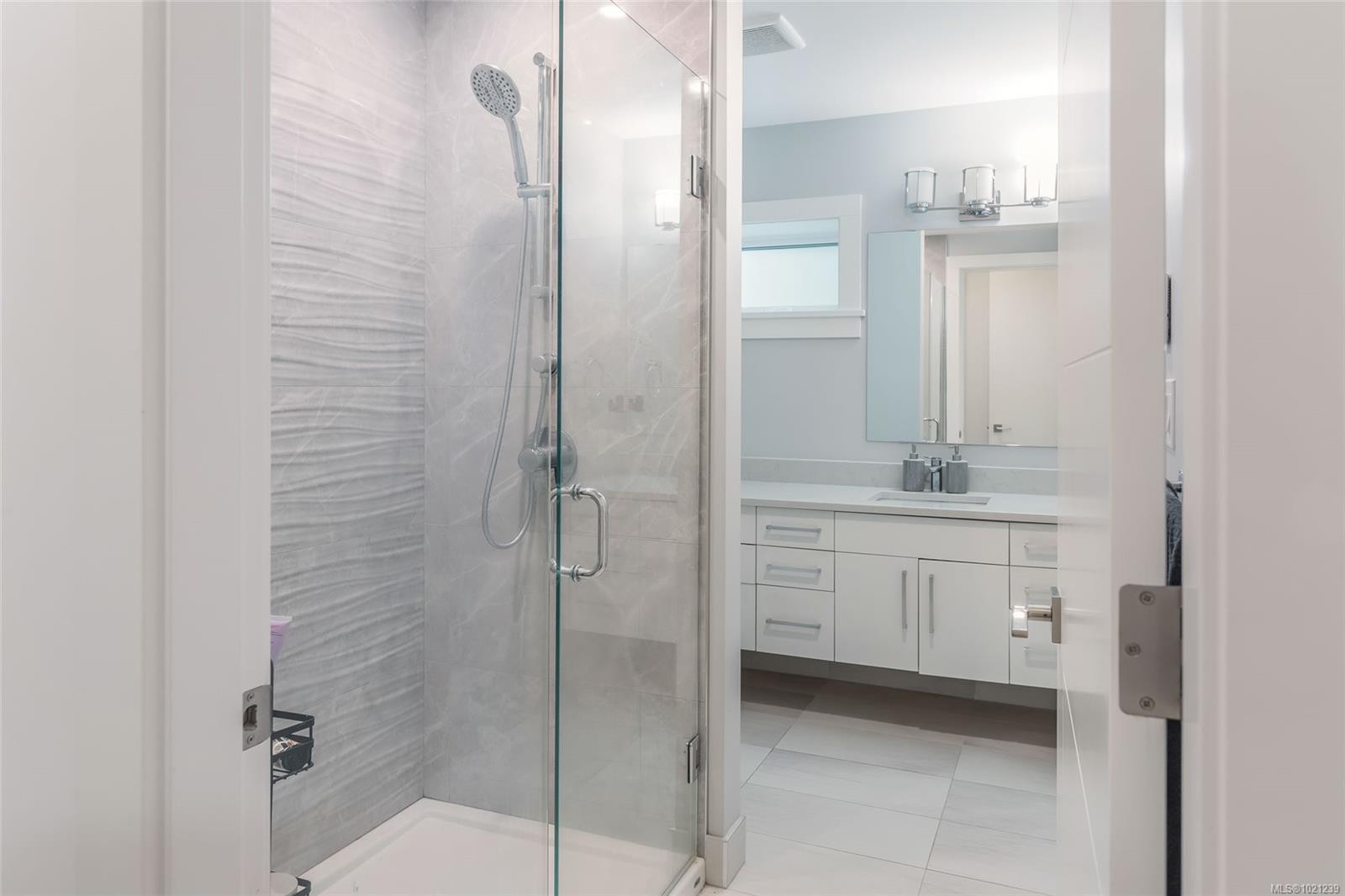 8-180 First Ave West, Qualicum Beach, BC