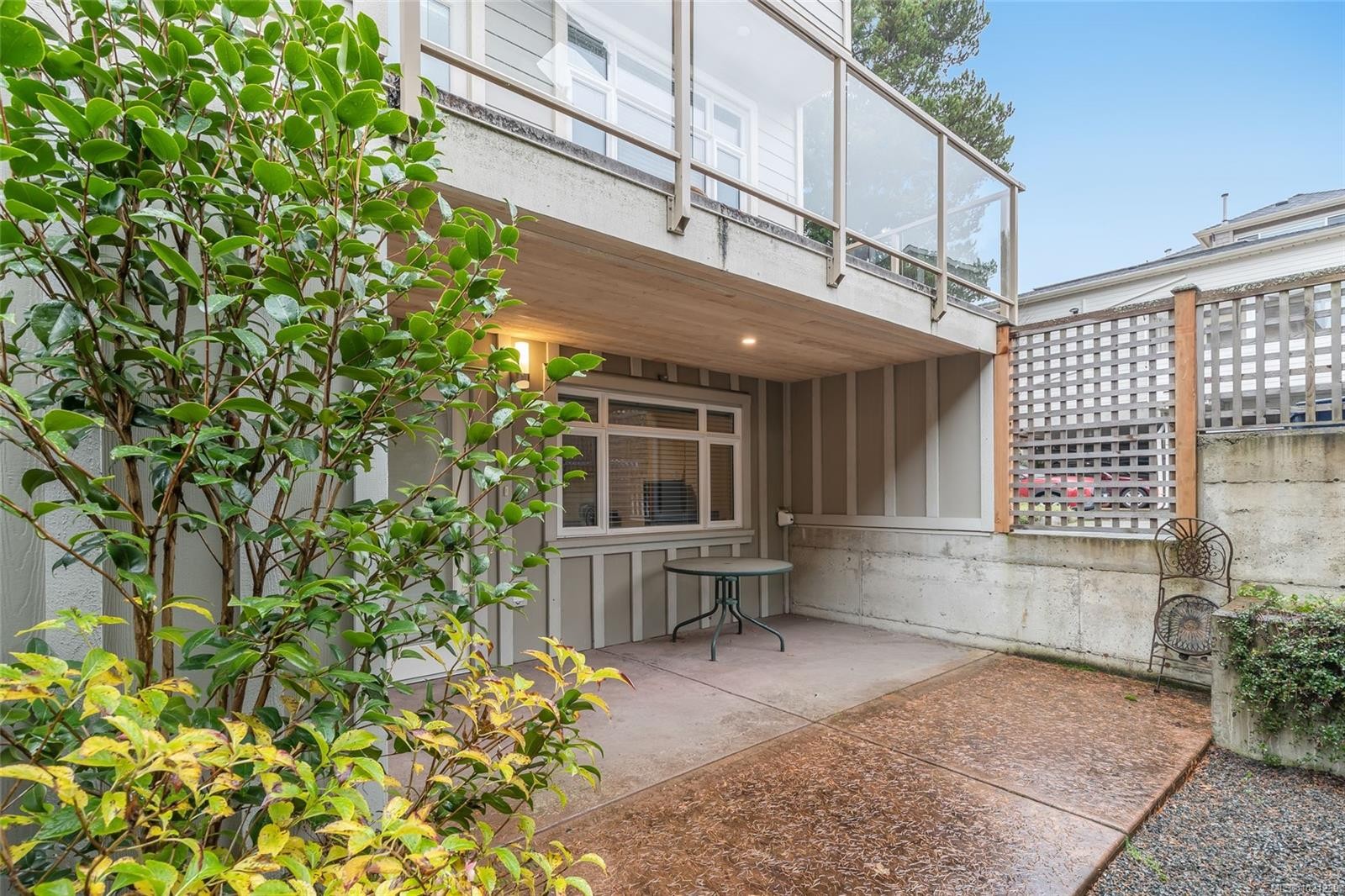 8-180 First Ave West, Qualicum Beach, BC