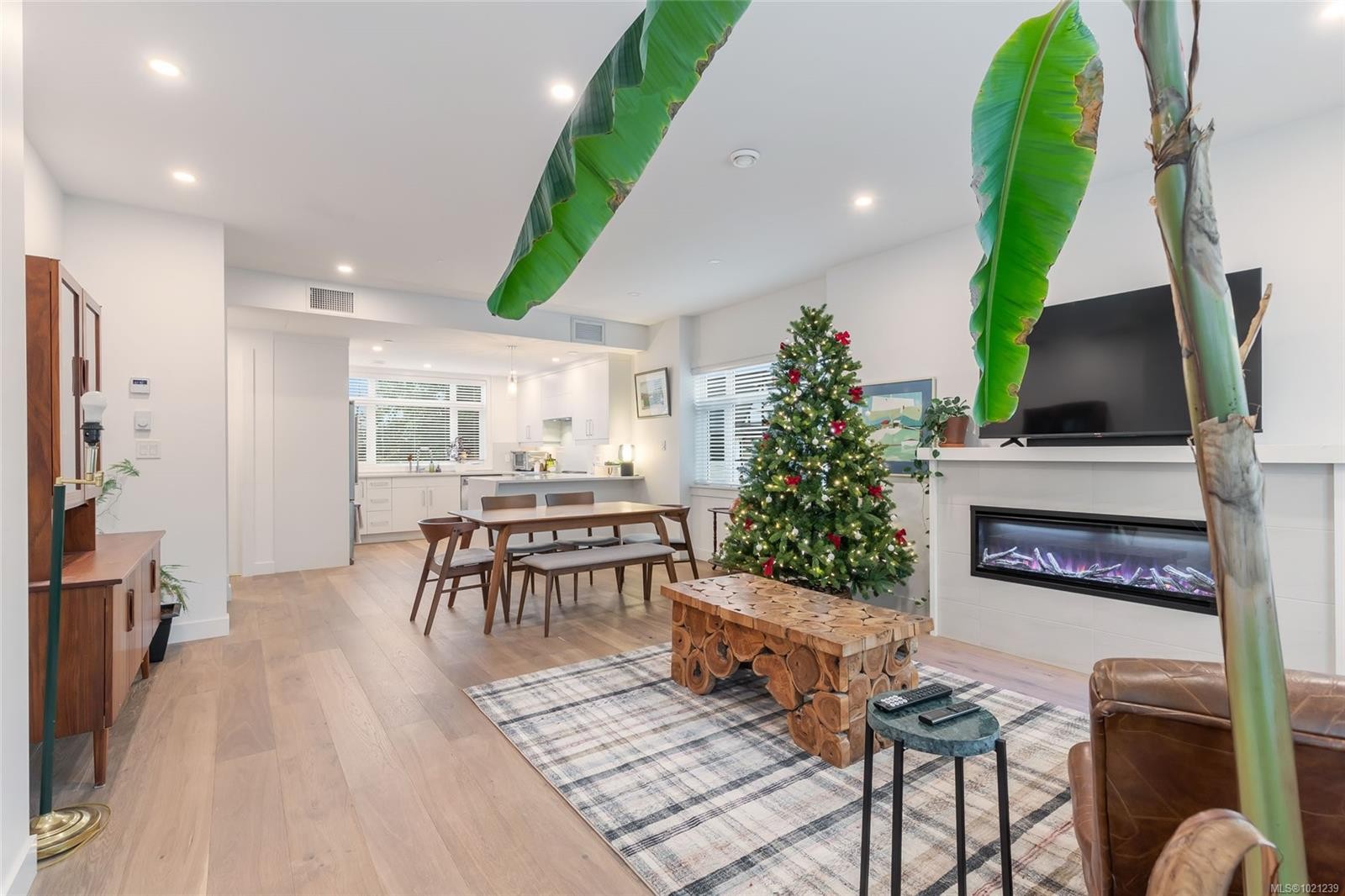 8-180 First Ave West, Qualicum Beach, BC