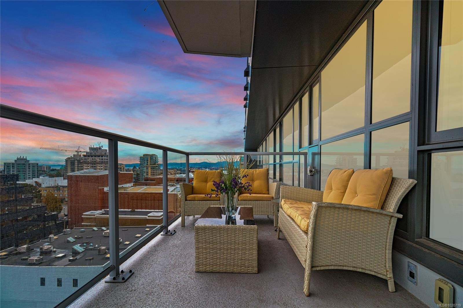 406-838 Broughton St, Victoria, BC - Outdoor With Body Of Water With View