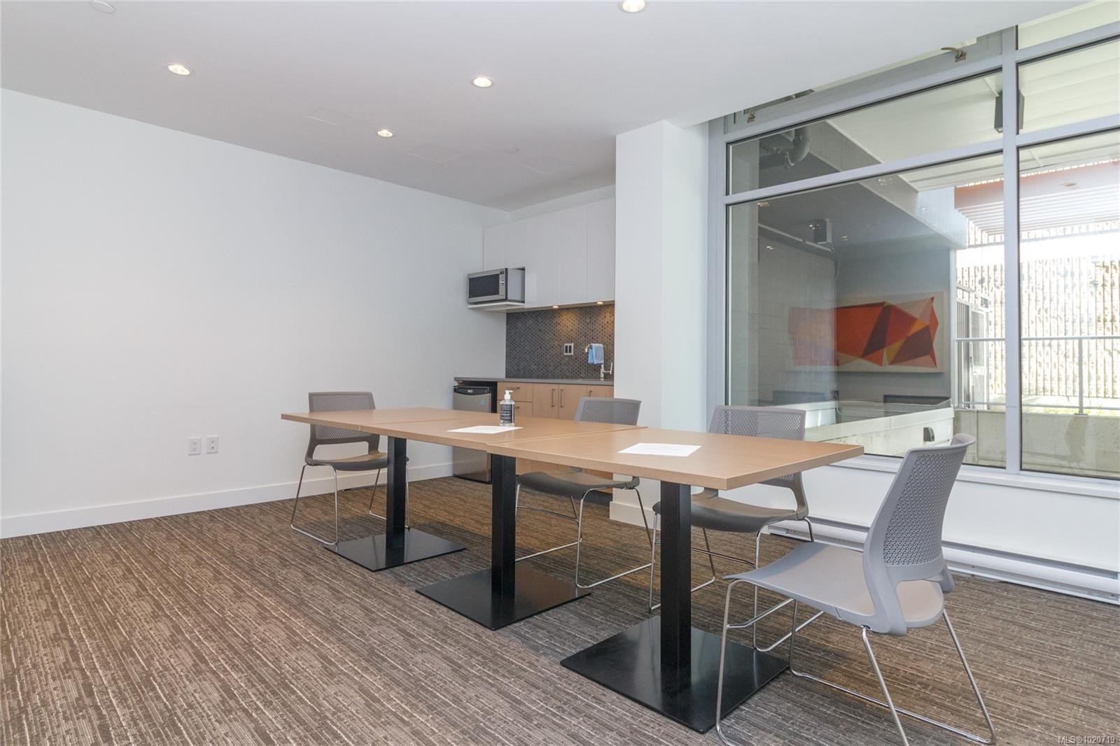 406-838 Broughton St, Victoria, BC - Outdoor With Exterior