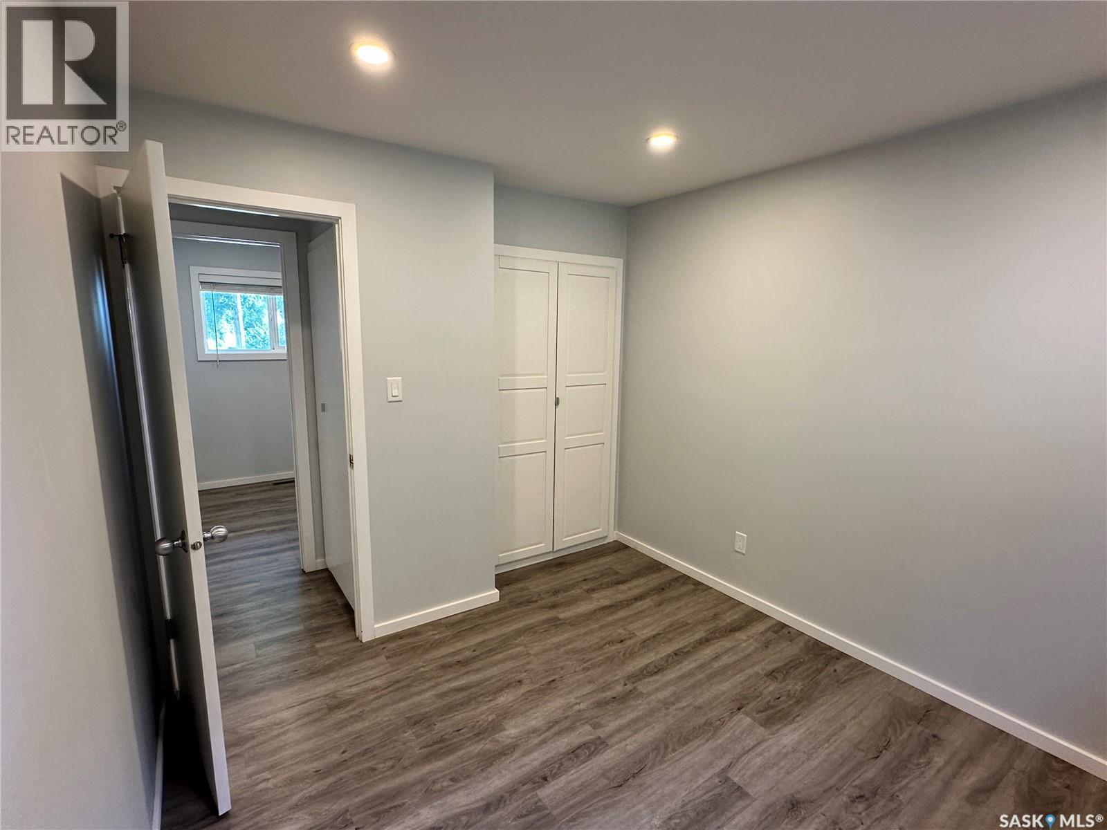 400 Gray Avenue, Saskatoon, SK - Indoor Photo Showing Other Room