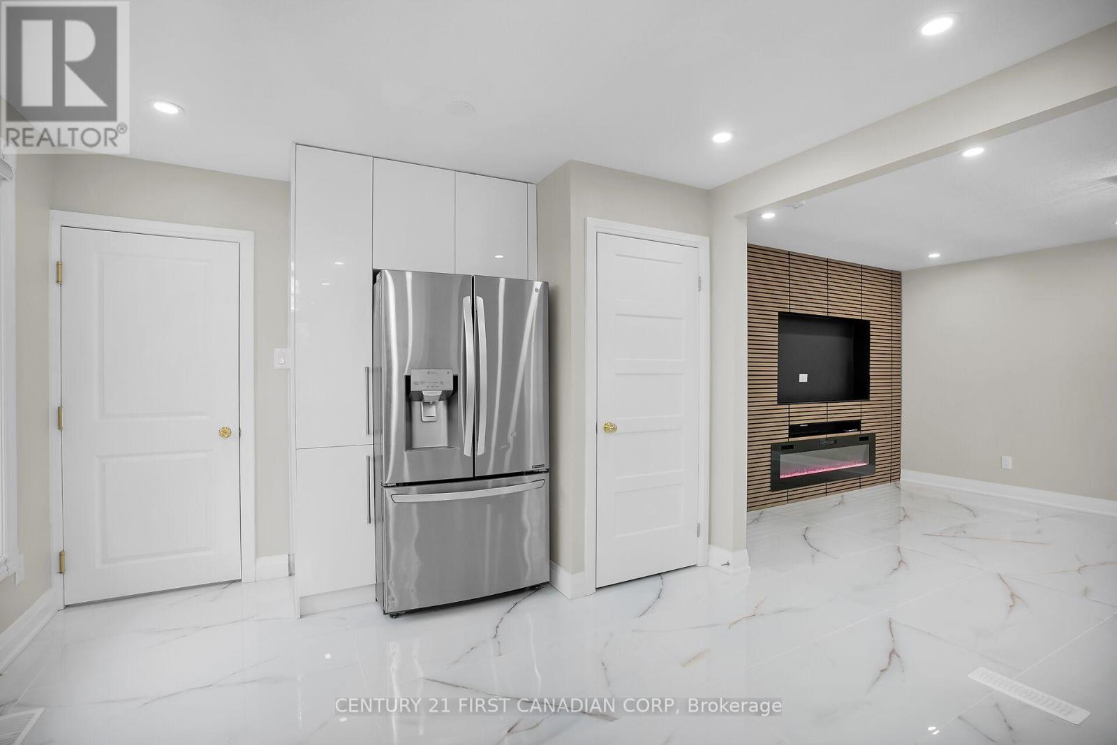 Main Floor - 1046 Jalna Boulevard, London South (South X), ON - Indoor