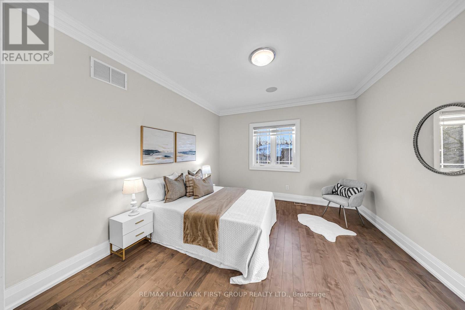 752 Hillview Crescent, Pickering, ON - Indoor Photo Showing Bedroom