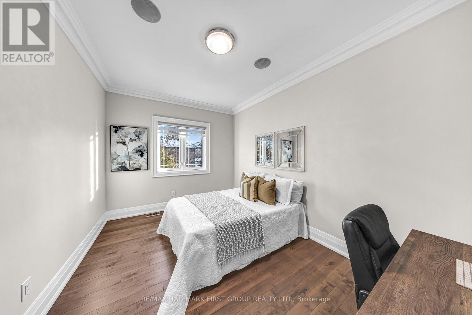 752 Hillview Crescent, Pickering, ON - Indoor Photo Showing Bedroom