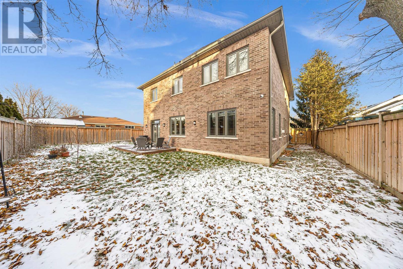 752 Hillview Crescent, Pickering, ON - Outdoor