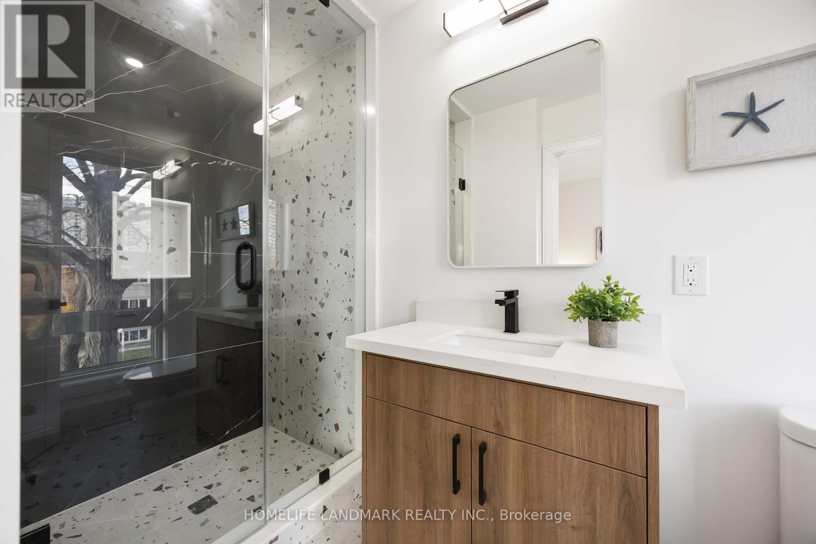70 Granger Avenue, Toronto, ON - Indoor Photo Showing Bathroom