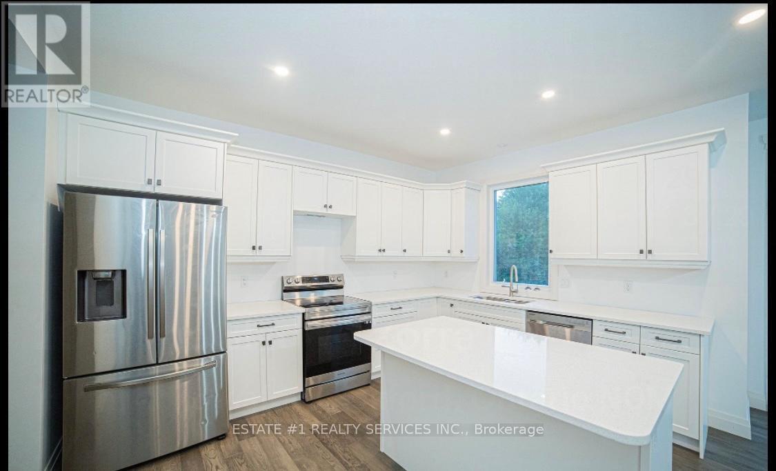20 Ferris Boulevard W, Zorra, ON - Indoor Photo Showing Kitchen With Double Sink