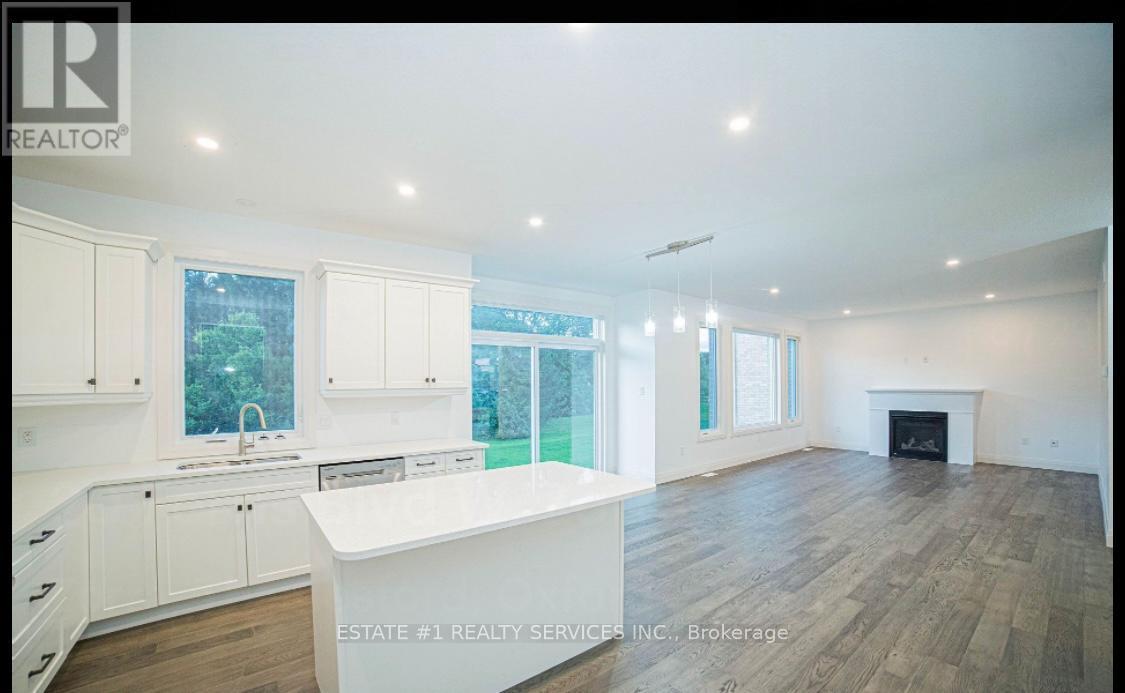 20 Ferris Boulevard W, Zorra, ON - Indoor Photo Showing Kitchen With Upgraded Kitchen