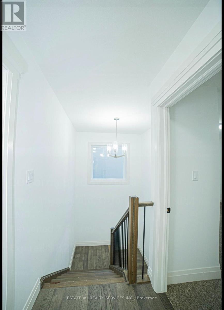 20 Ferris Boulevard W, Zorra, ON - Indoor Photo Showing Other Room