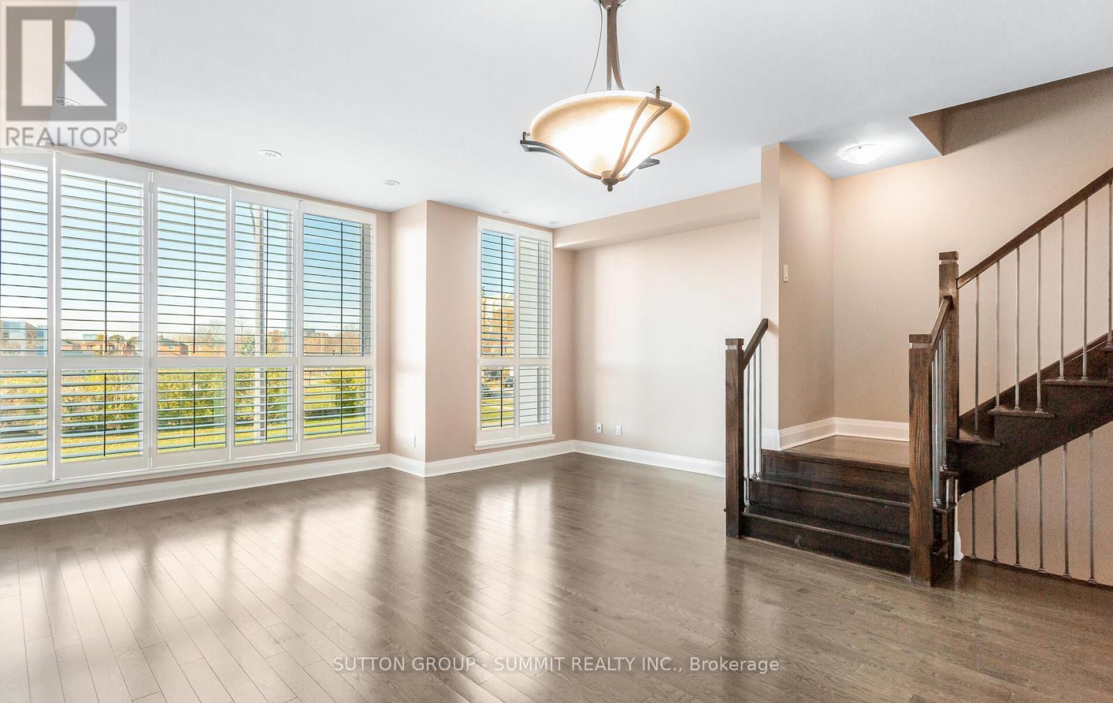 6 - 70 Littlecreek Road, Mississauga, ON - Indoor Photo Showing Other Room