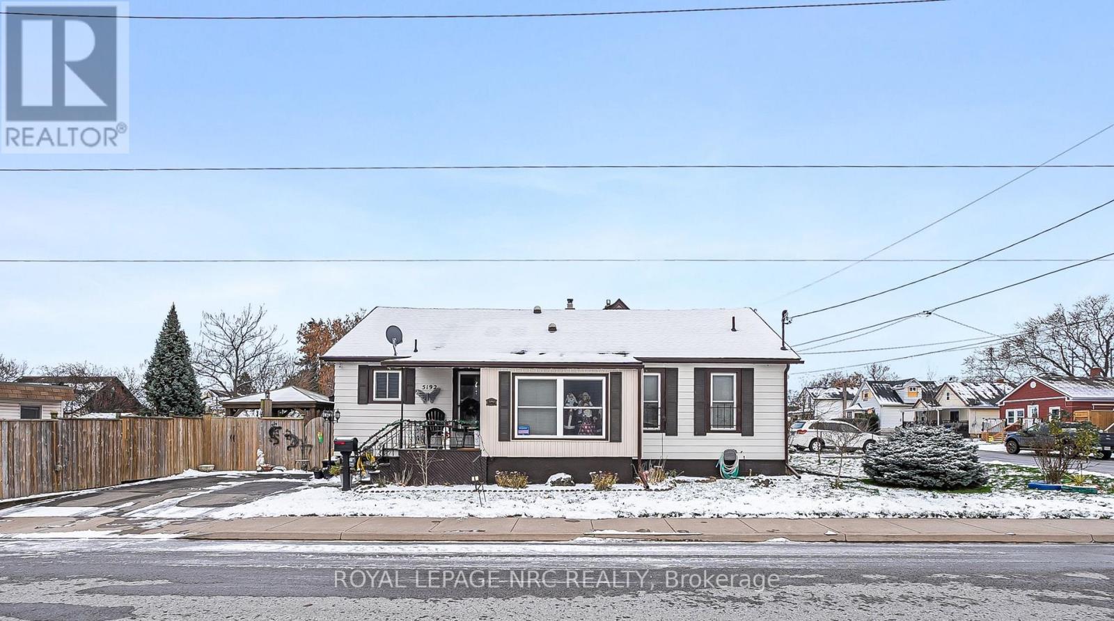 5192 Hamilton Street, Niagara Falls (Downtown), ON - Outdoor