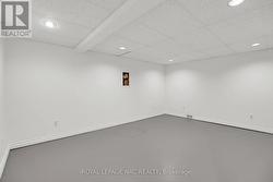 4TH LEVEL HAS A REC ROOM OR SET UP A PLAY ROOM! -