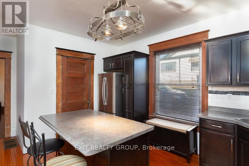 337 Dufferin Avenue, Quinte West (Trenton Ward), ON - Indoor