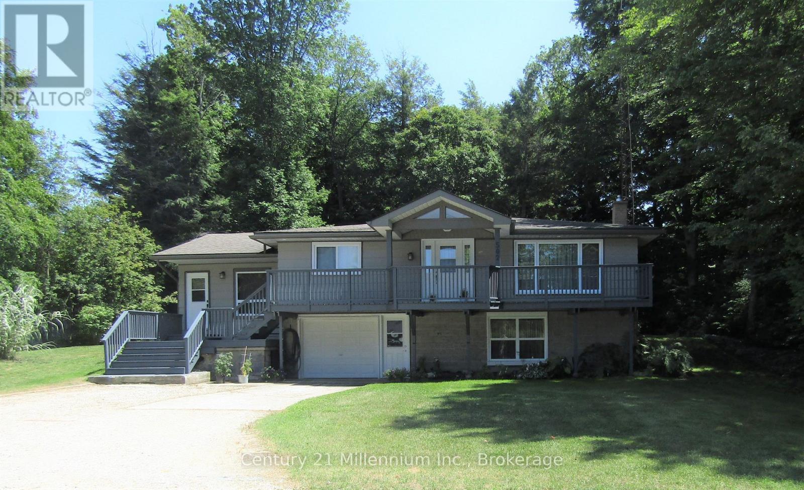 502 Ridgewood Road, Huron-Kinloss, ON - Outdoor With Balcony With Facade
