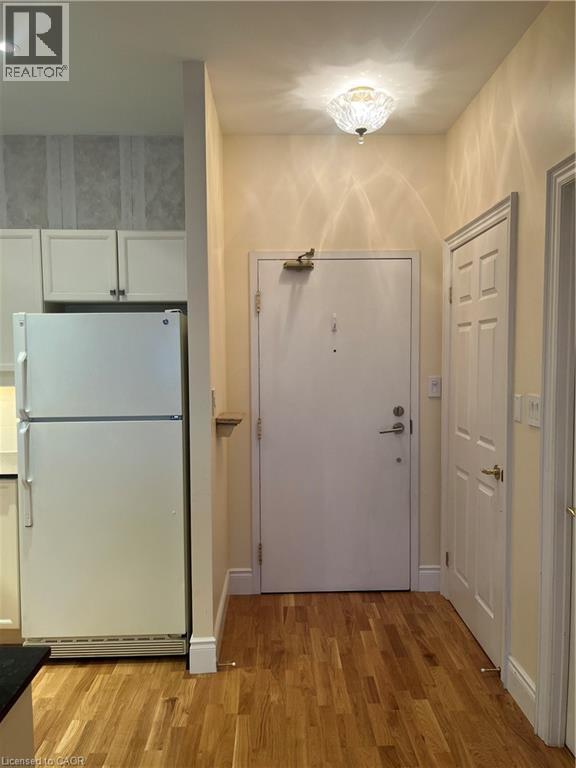 1 Leaside Park Drive Unit# 419, Toronto, ON - Indoor Photo Showing Other Room