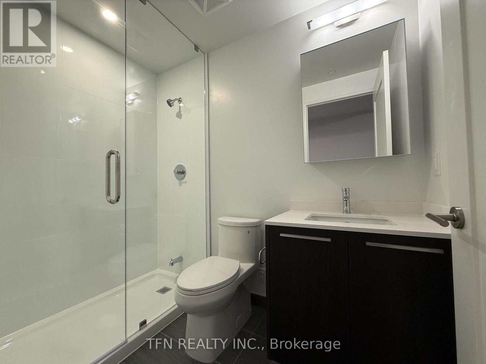 1102 - 65 Broadway Avenue, Toronto, ON - Indoor Photo Showing Bathroom