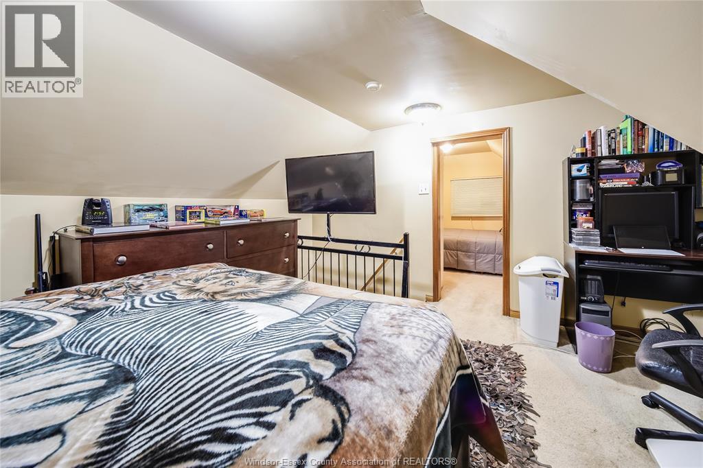 1354 St. Luke, Windsor, ON - Indoor Photo Showing Bedroom