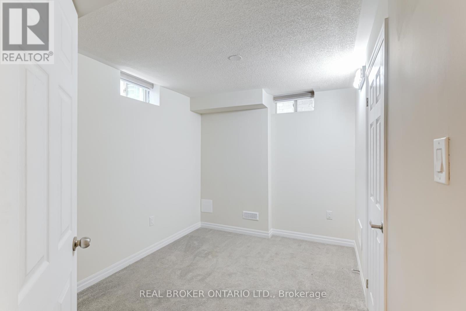 6 Northrop Bsmt Avenue N, Clarington, ON