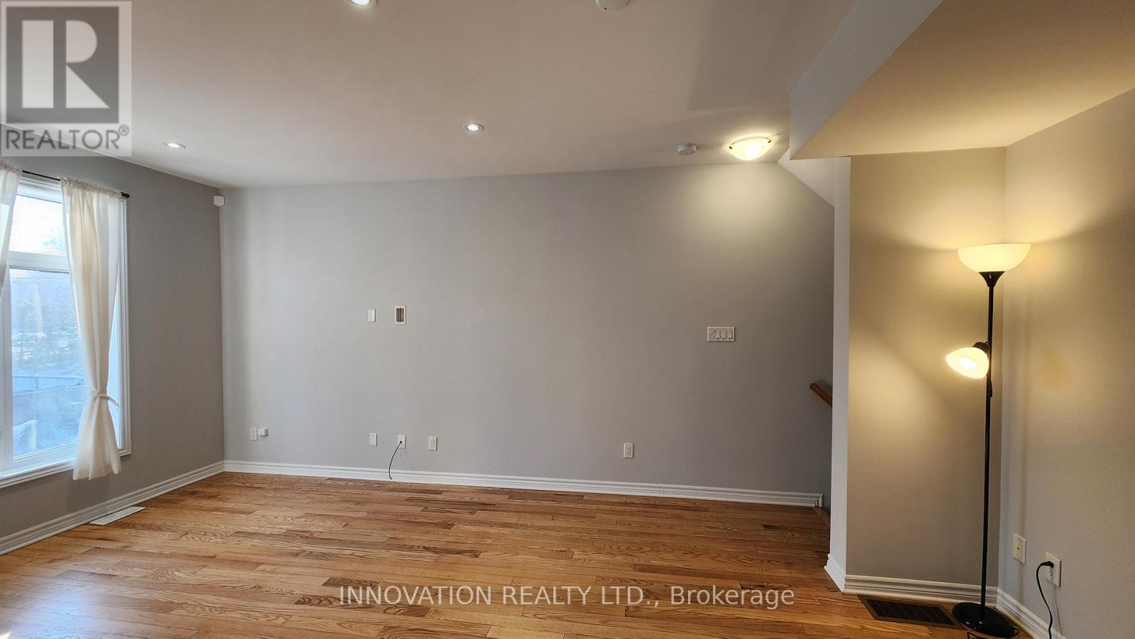 A - 293 Everest Private, Ottawa, ON - Indoor Photo Showing Other Room