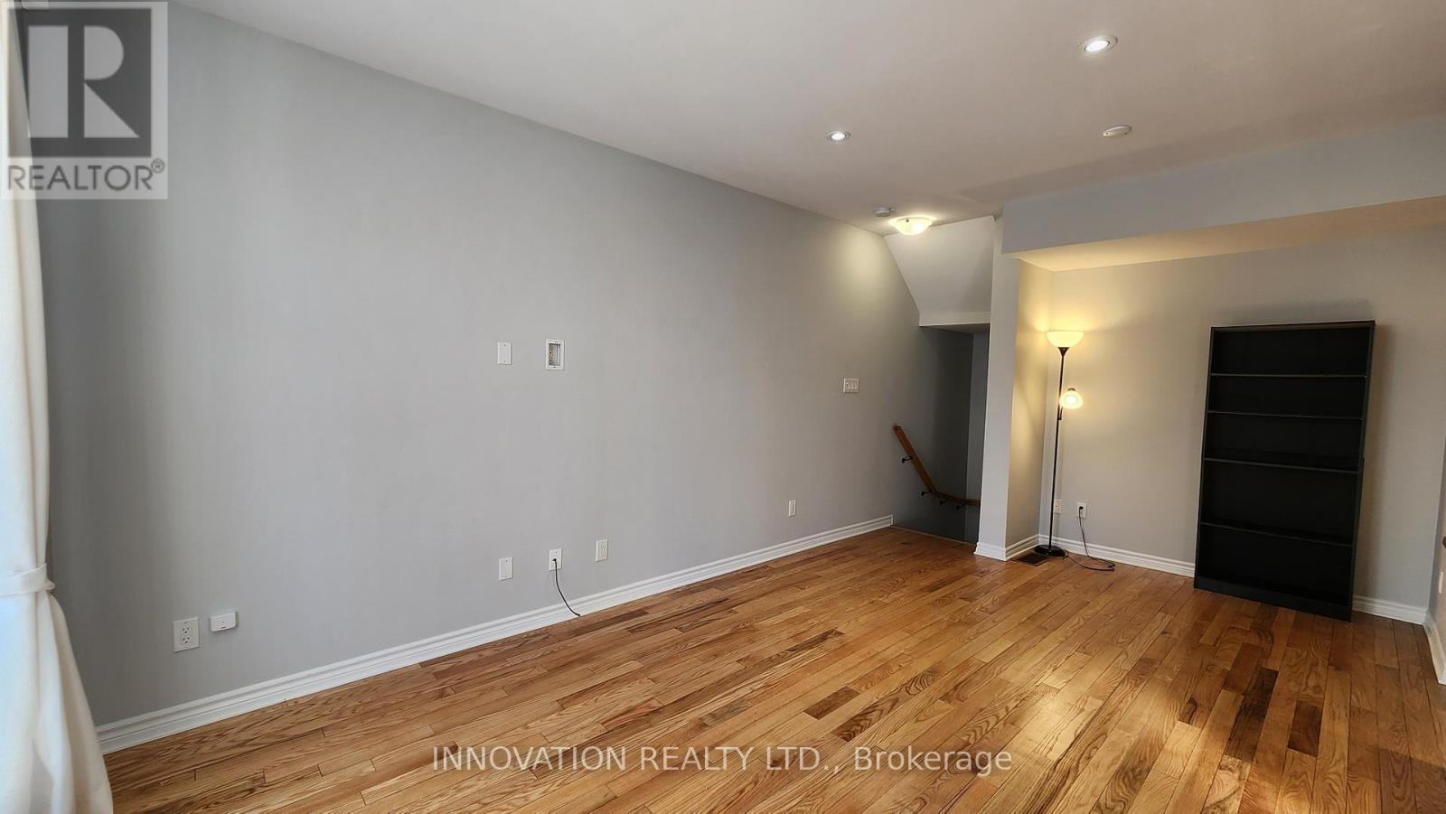 A - 293 Everest Private, Ottawa, ON - Indoor Photo Showing Other Room