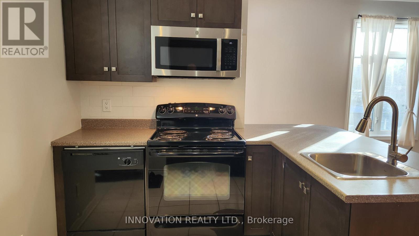 A - 293 Everest Private, Ottawa, ON - Indoor Photo Showing Kitchen