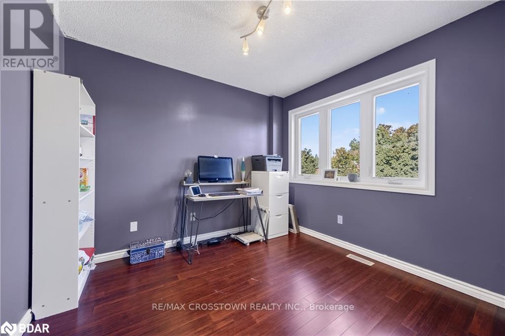 14 Corrie Crescent, Essa, ON - Indoor