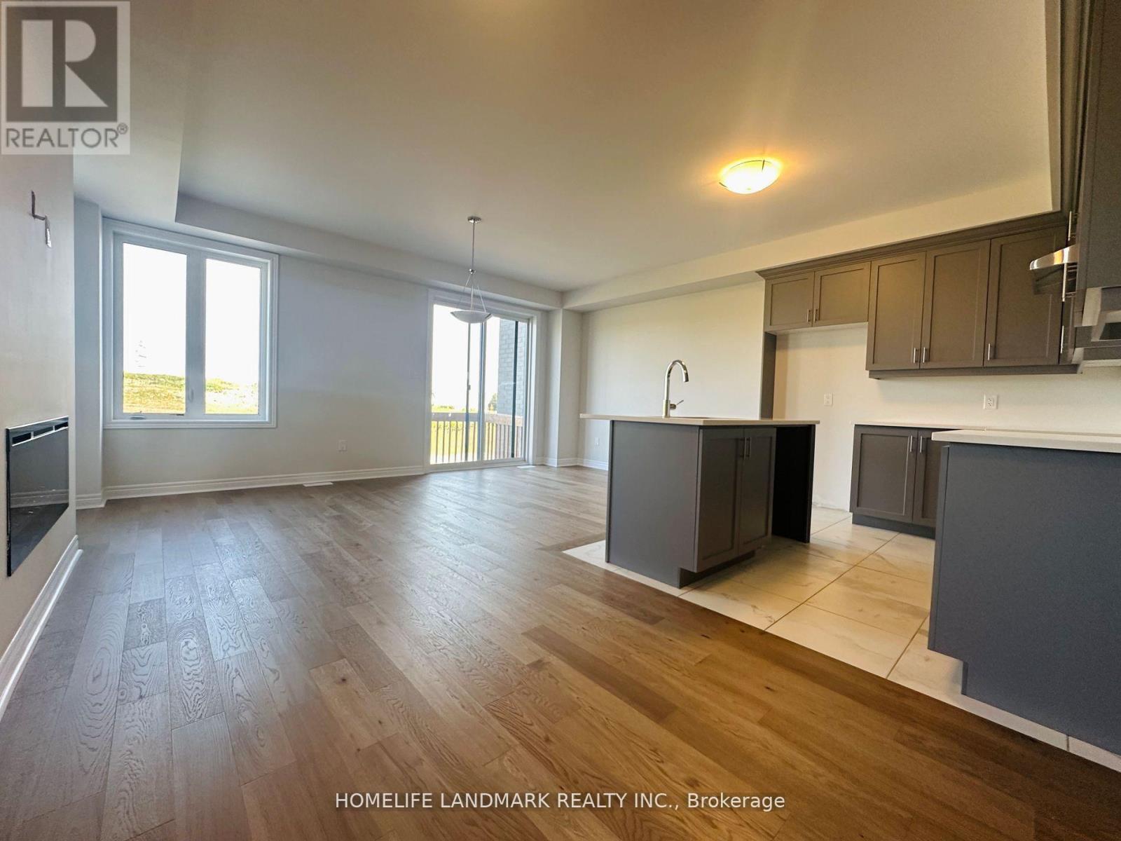 146 Mumbai Drive, Markham, ON - Indoor Photo Showing Kitchen