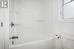 Model Home 201 Peacock- 4 Piece Bathroom -