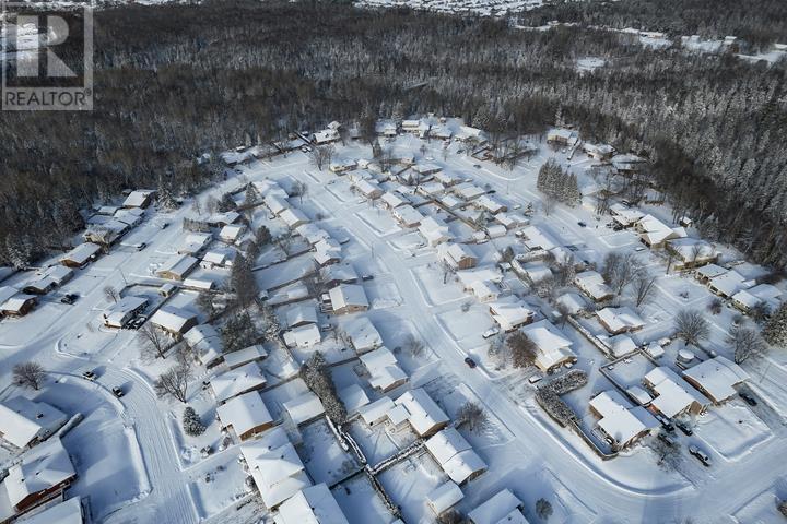 41 Woodhurst Dr, Sault Ste. Marie, ON - With View