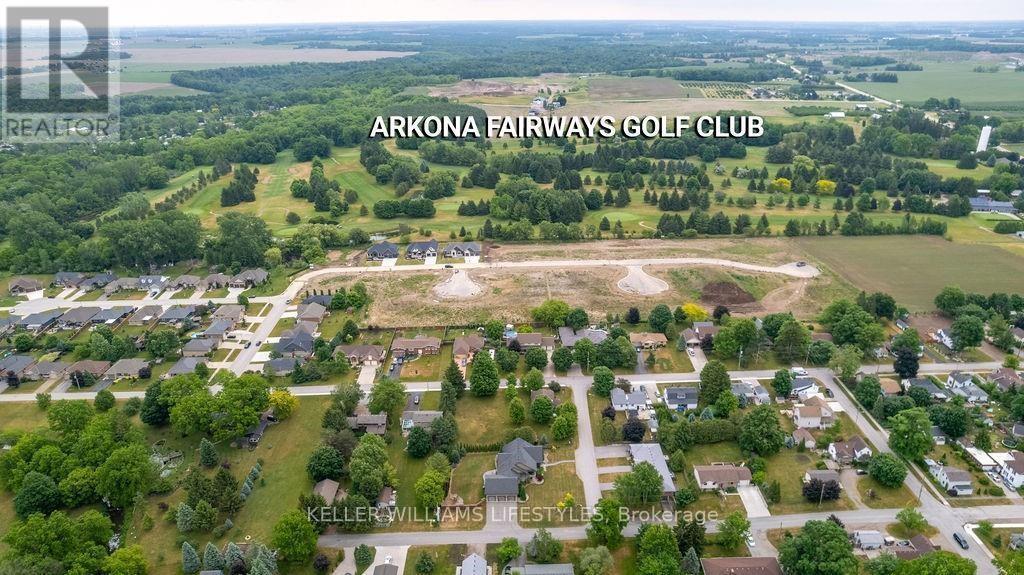 37 East Glen Drive, Lambton Shores (Arkona), ON