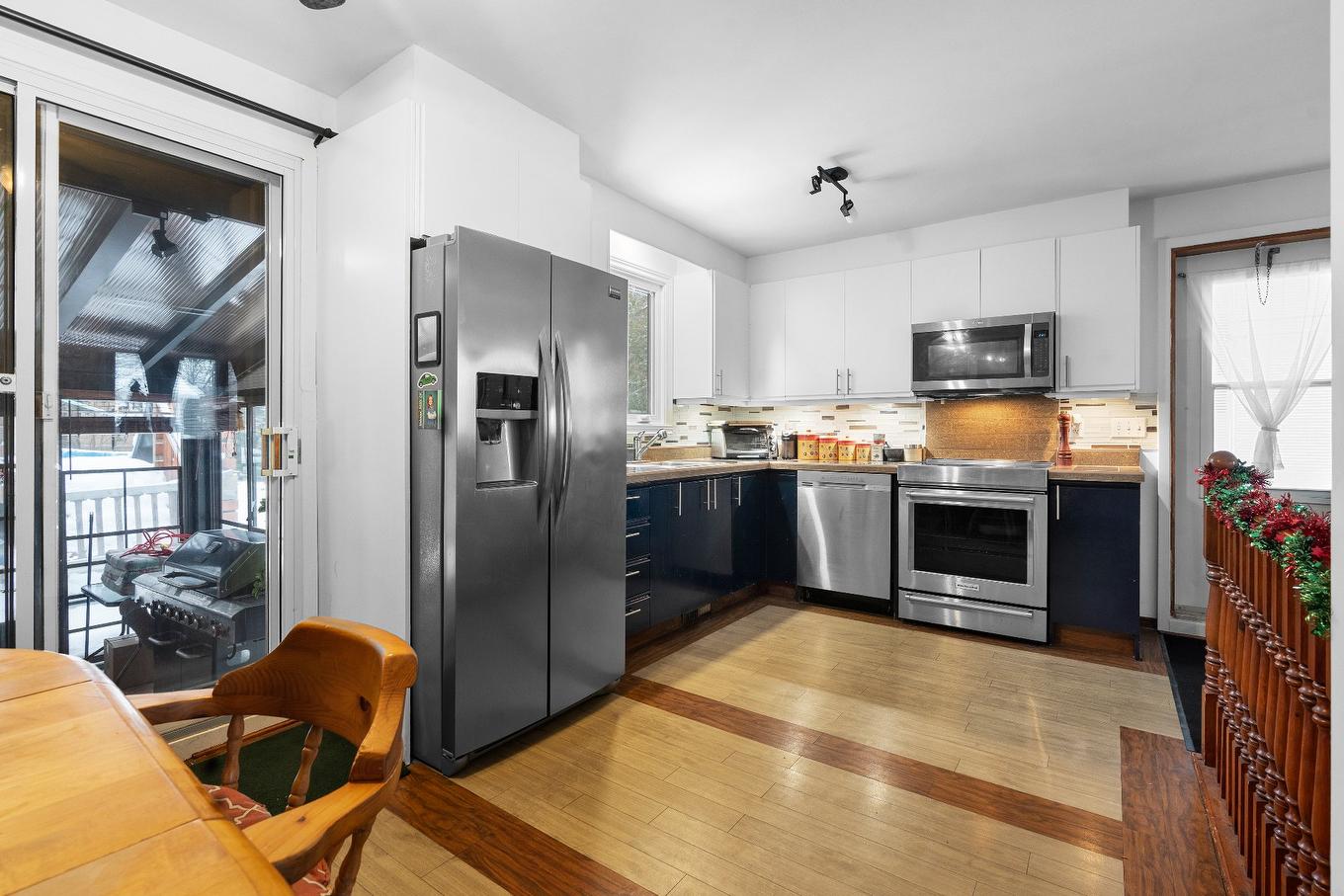 Kitchen - 1363 Rue Juchereau-Duchesnay, Québec (Sainte-Foy/Sillery/Cap-Rouge), QC - Indoor Photo Showing Kitchen