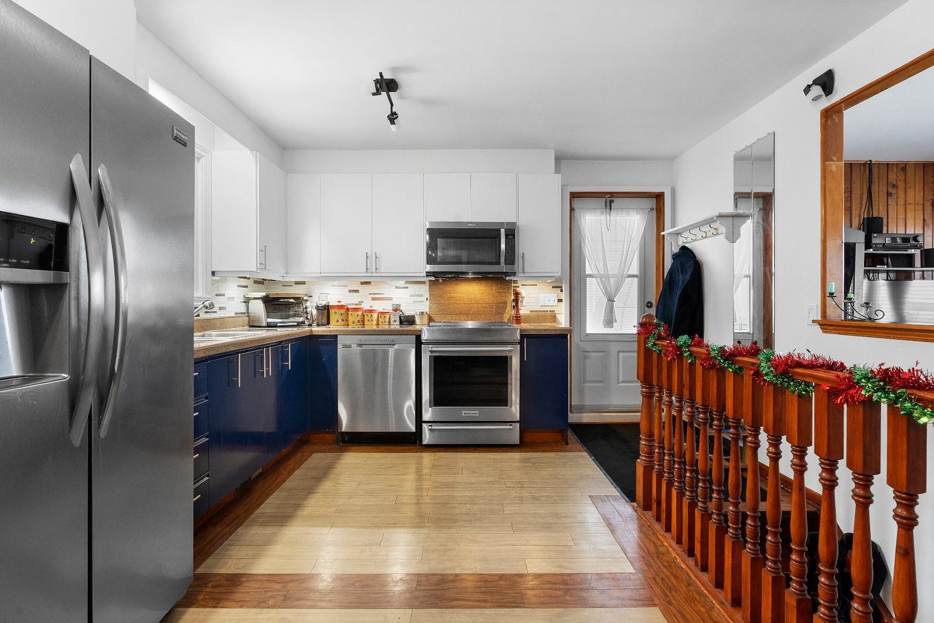 Kitchen - 1363 Rue Juchereau-Duchesnay, Québec (Sainte-Foy/Sillery/Cap-Rouge), QC - Indoor Photo Showing Kitchen