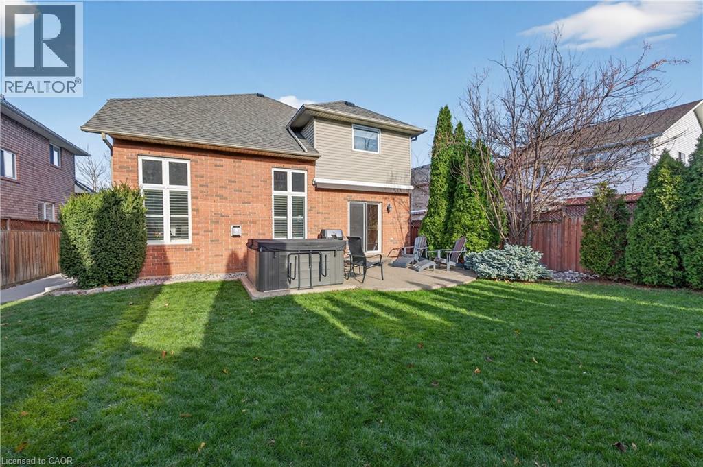 51 Hickory Crescent, Grimsby, ON - Outdoor