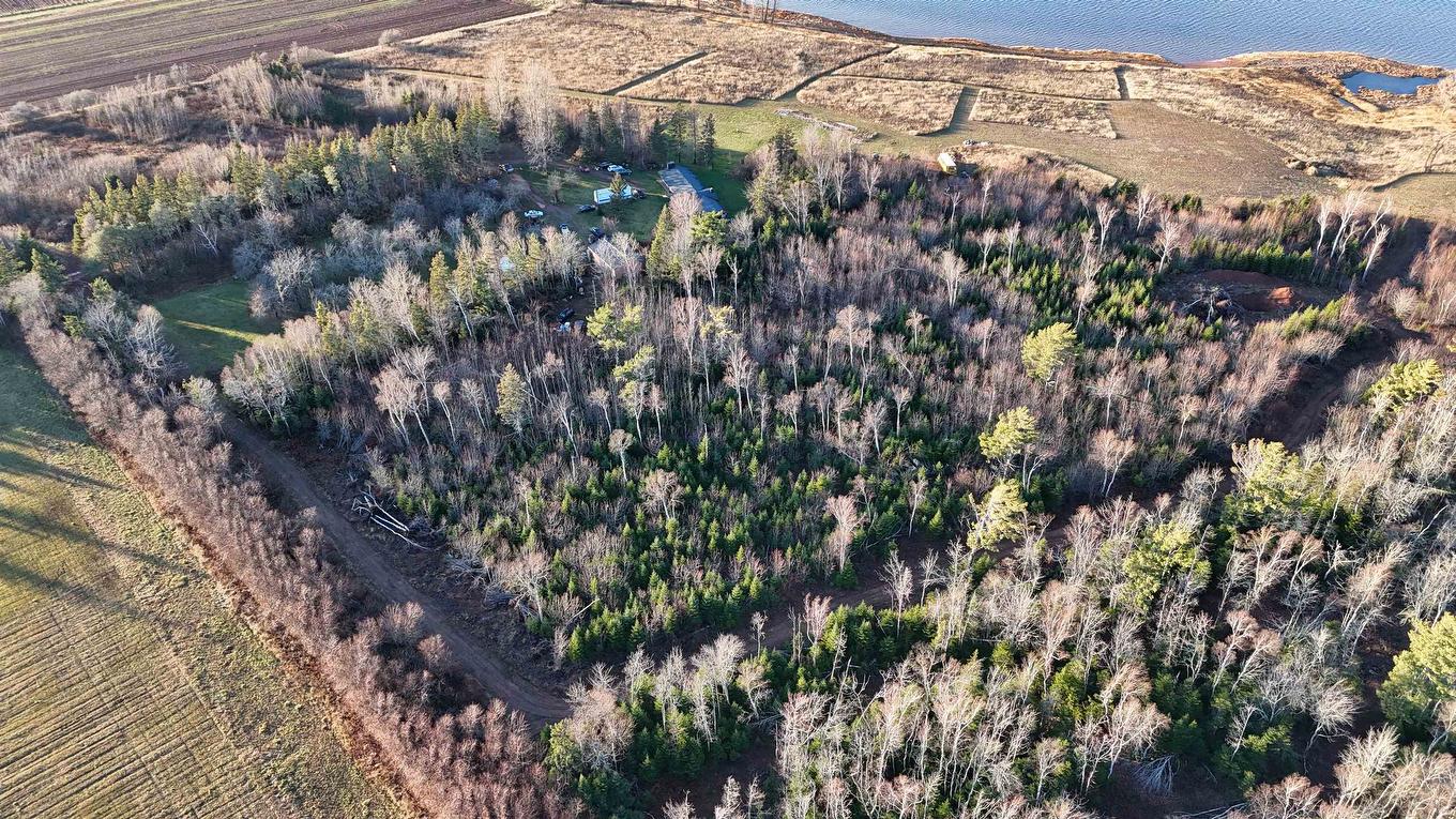 Lot 25-2 Four Wheel Drive, Clermont, PE