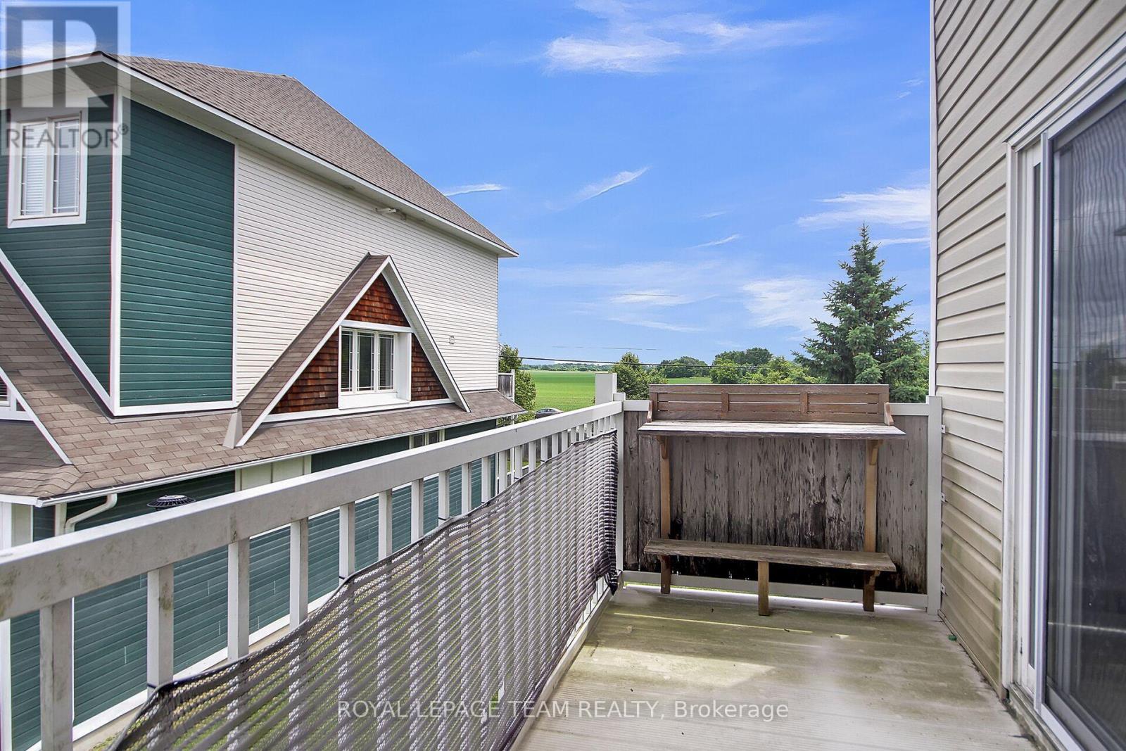 16 - 414 Hillsboro Private N, Ottawa, ON - Outdoor With Exterior