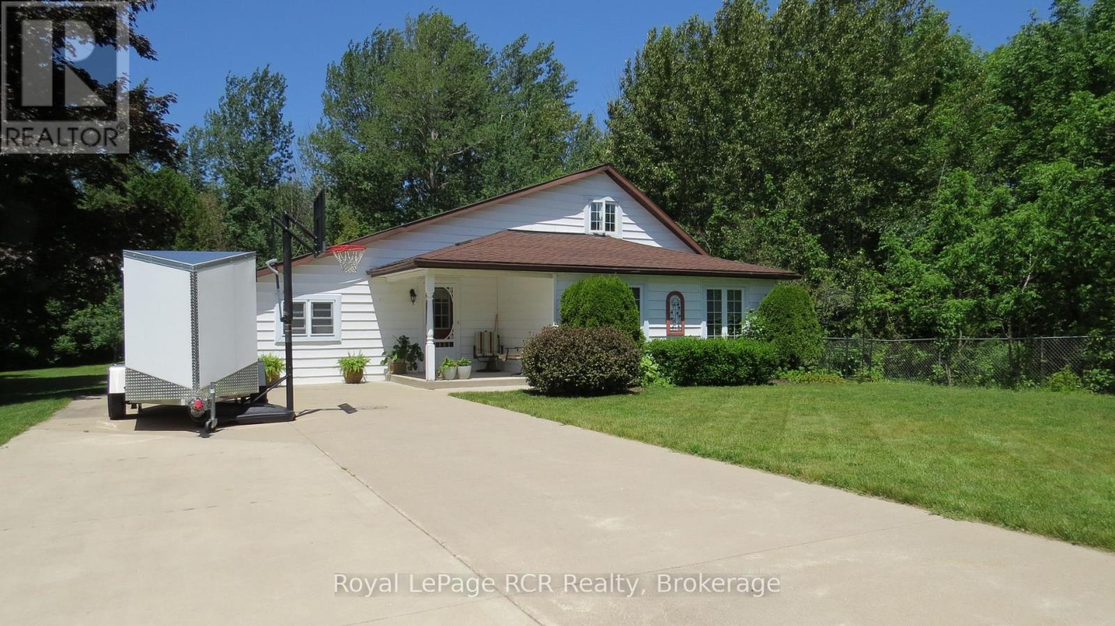 164 Edward Street, Saugeen Shores, ON - Outdoor