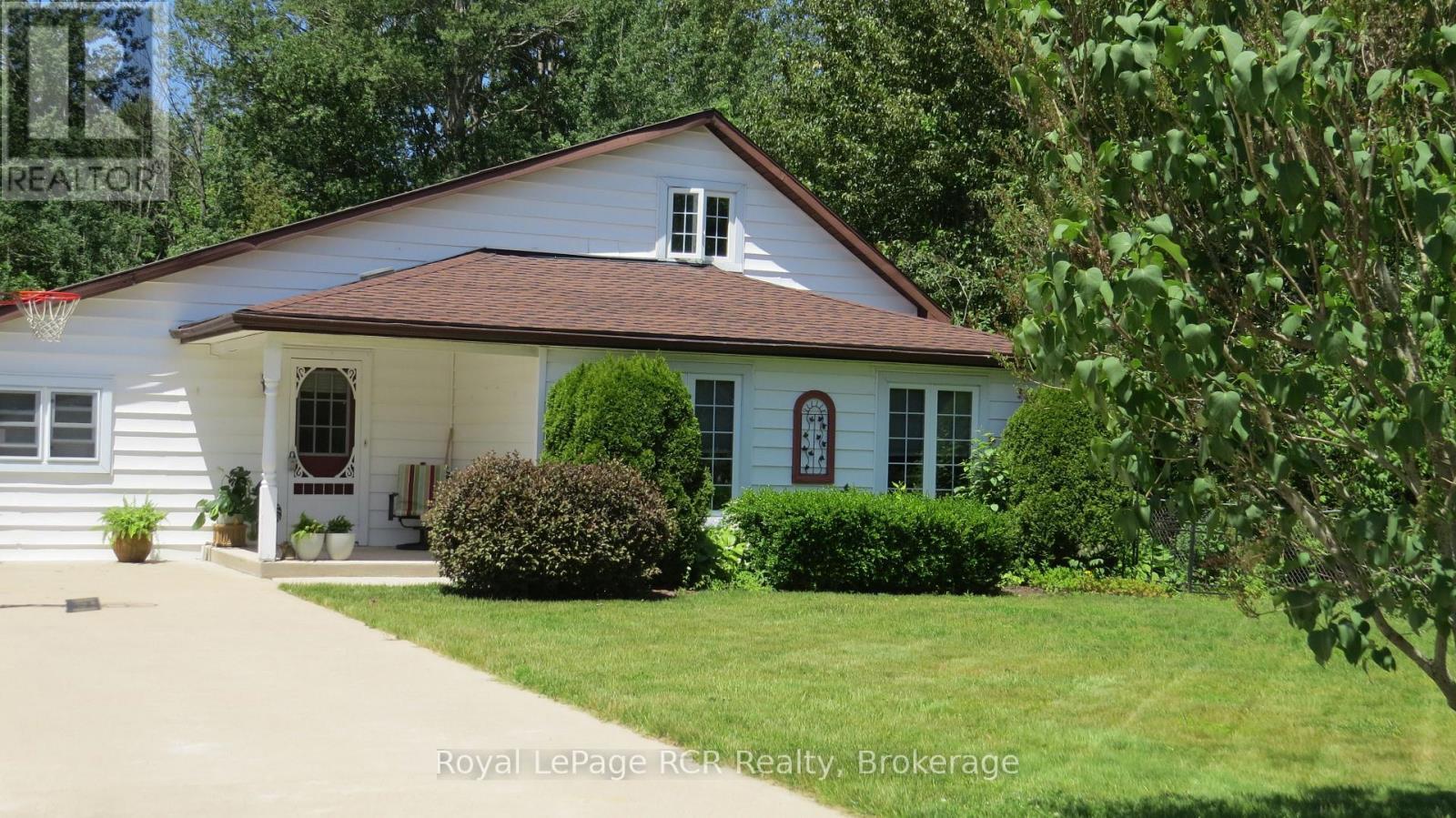 164 Edward Street, Saugeen Shores, ON - Outdoor