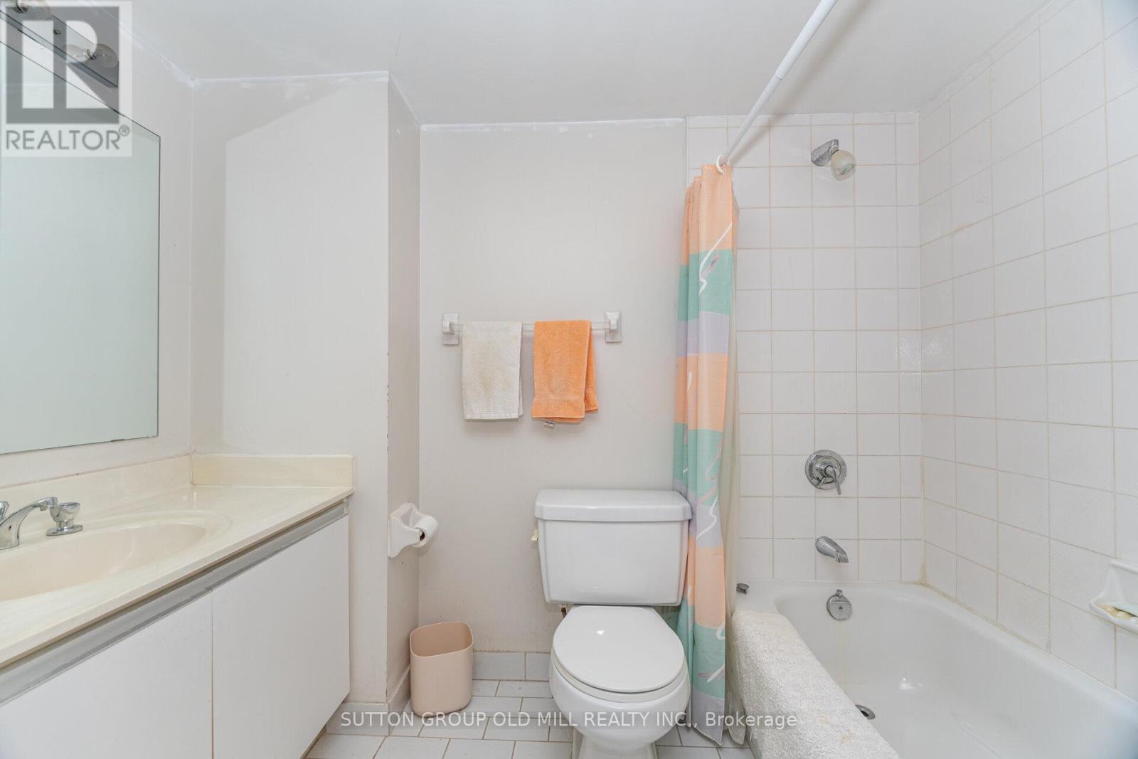 504 - 215 Wynford Drive, Toronto, ON - Indoor Photo Showing Bathroom