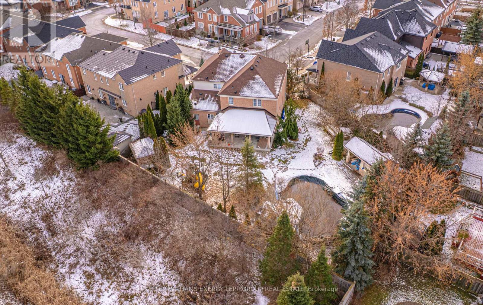 56 Peacock Crescent, Ajax (Northwest Ajax), ON - Outdoor