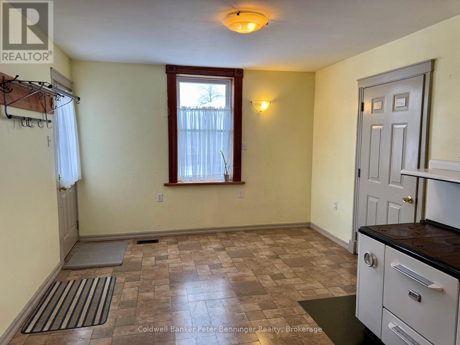 Dinette - 378 11Th Street, Hanover, ON - Indoor Photo Showing Other Room