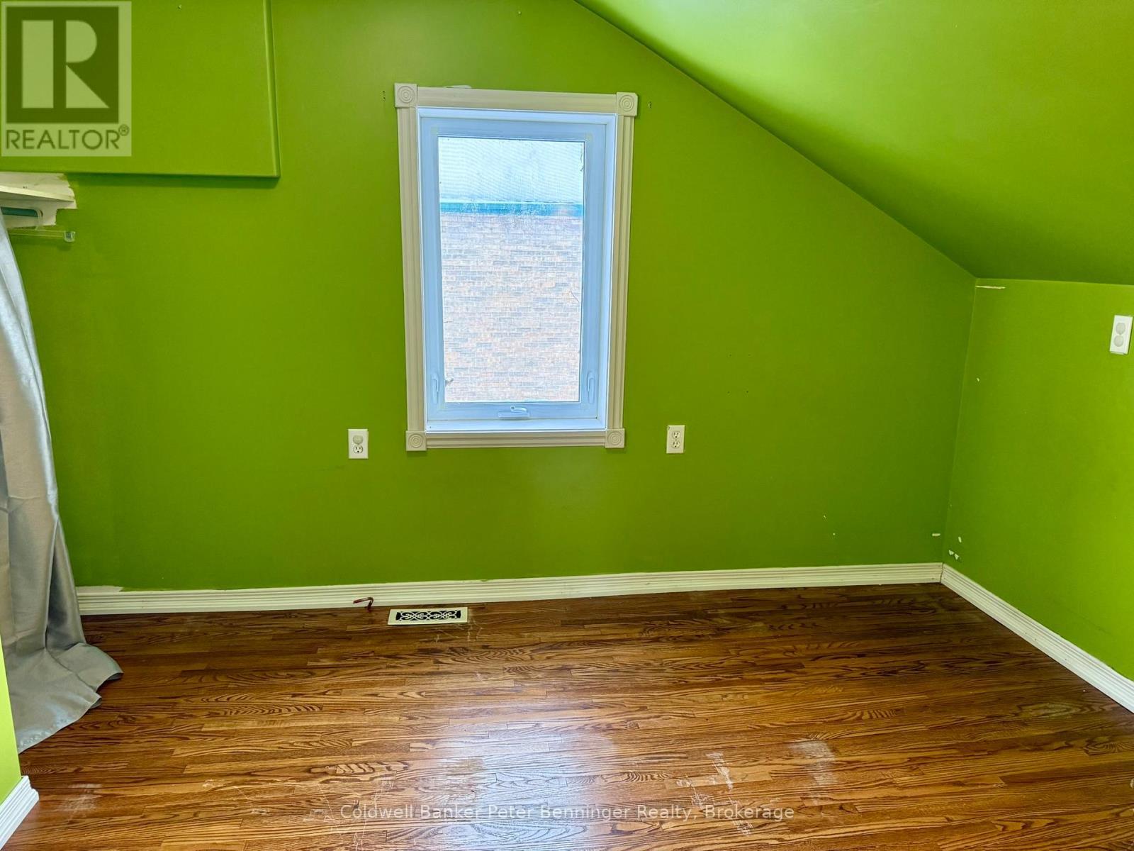 Bedroom - 378 11Th Street, Hanover, ON - Indoor Photo Showing Other Room
