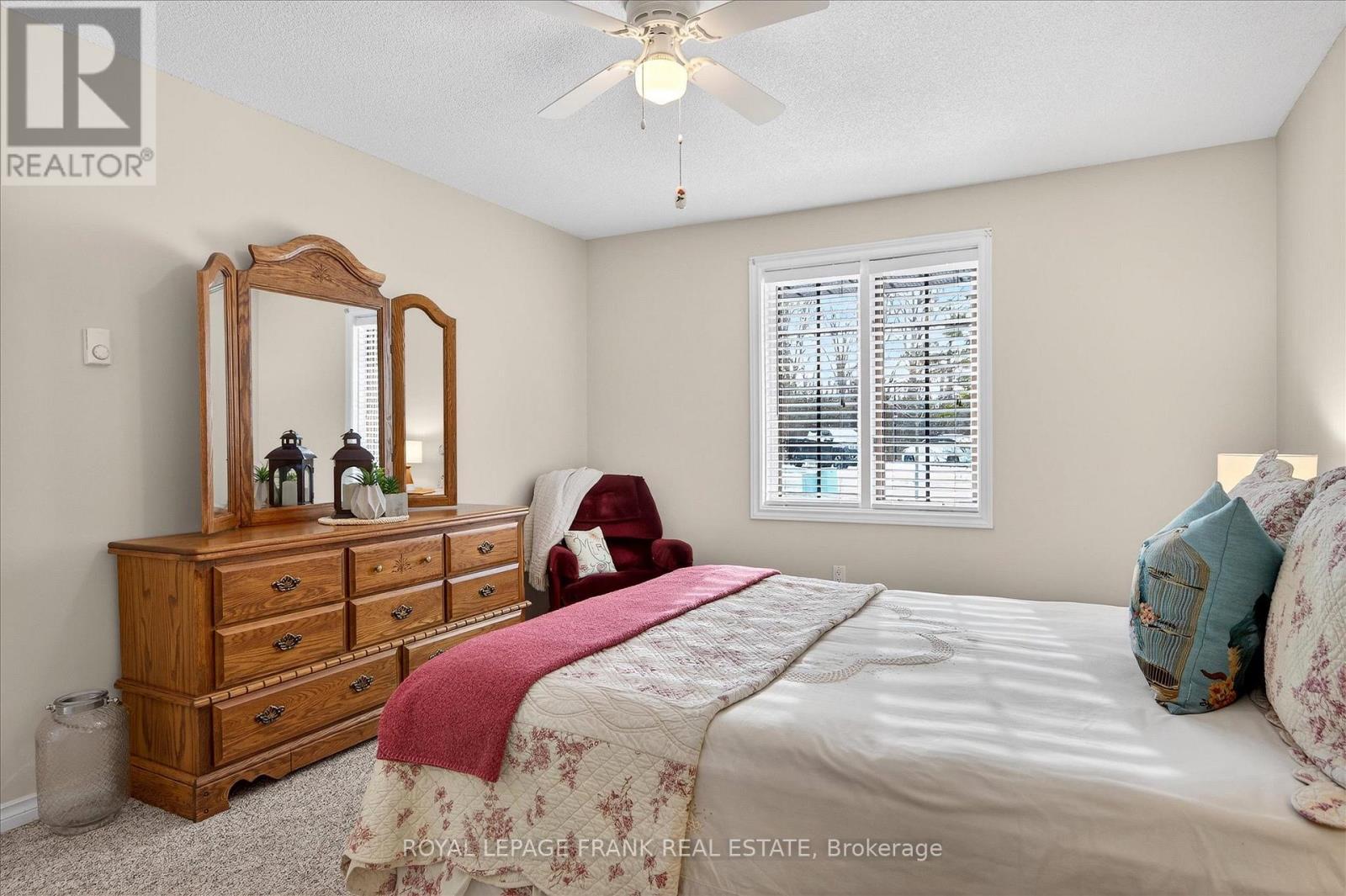 8 - 615 Whitaker Street, Peterborough (Ashburnham Ward 4), ON - Indoor Photo Showing Bedroom