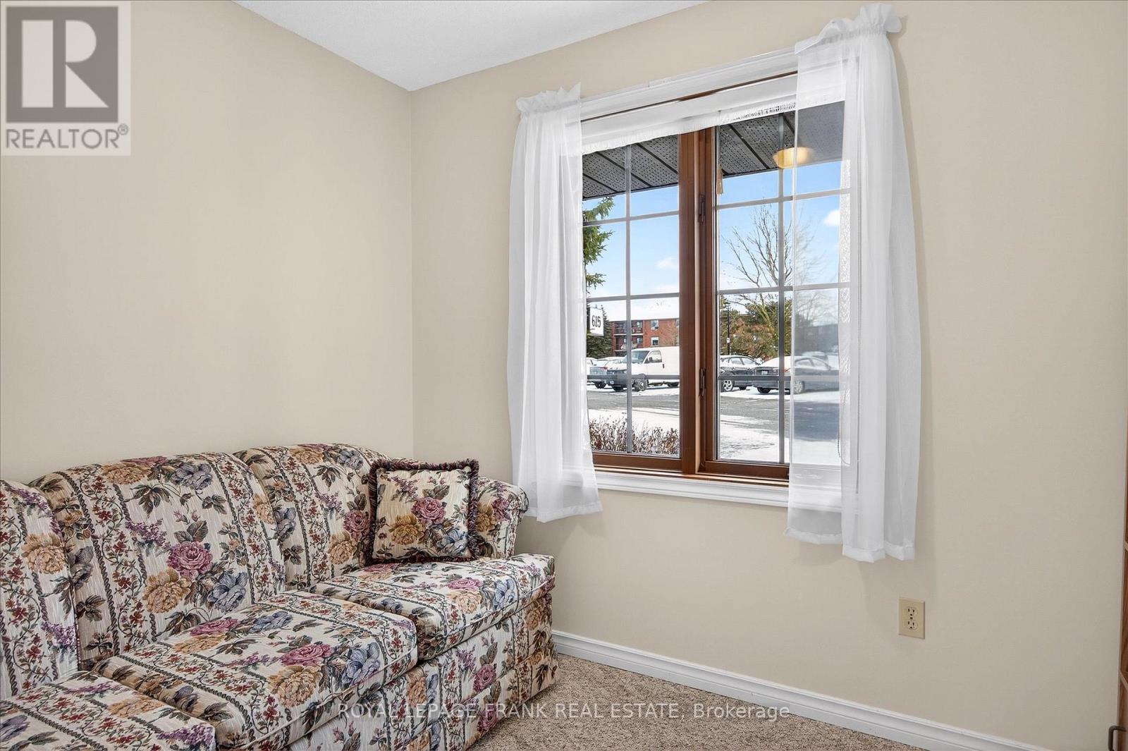 8 - 615 Whitaker Street, Peterborough (Ashburnham Ward 4), ON - Indoor