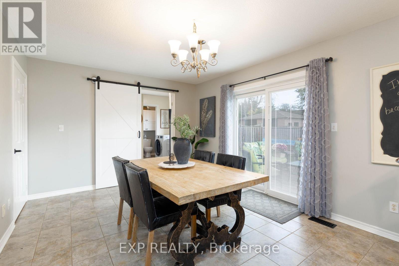 Dining With Walk-Out To Deck - 8 Pardo Court, Scugog, ON - Indoor Photo Showing Dining Room