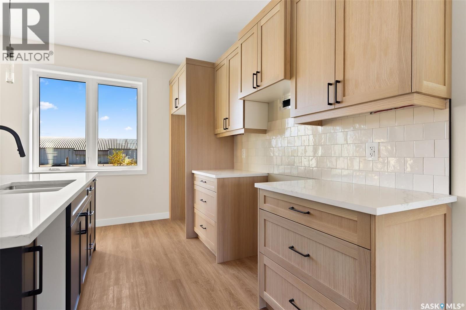 5 Konanz Bay, Balgonie, SK - Indoor Photo Showing Kitchen