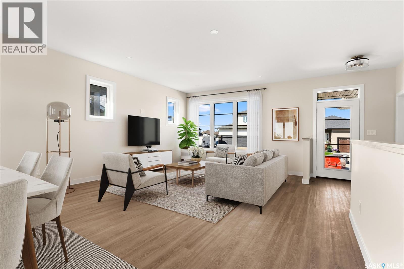 5 Konanz Bay, Balgonie, SK - Indoor Photo Showing Living Room