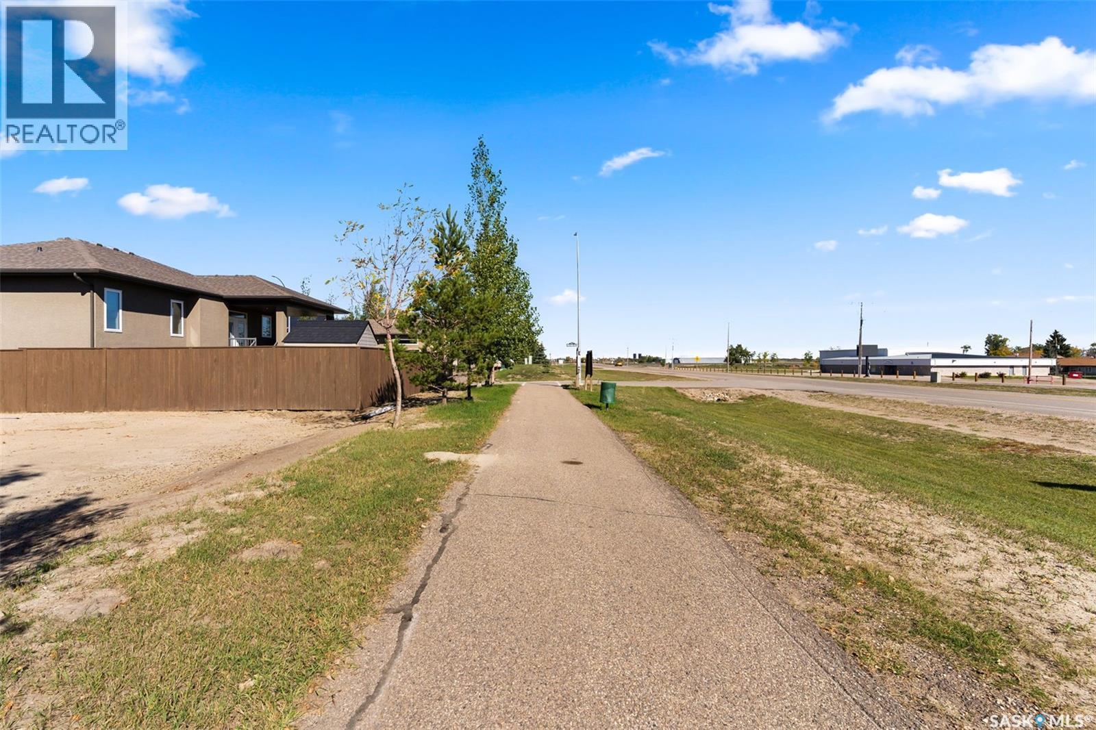 5 Konanz Bay, Balgonie, SK - Outdoor